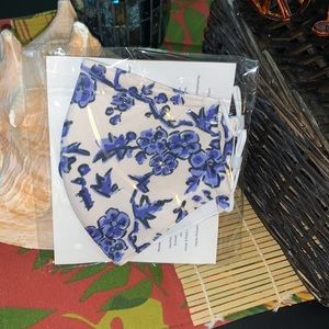 😷 Tory Burch Facemask